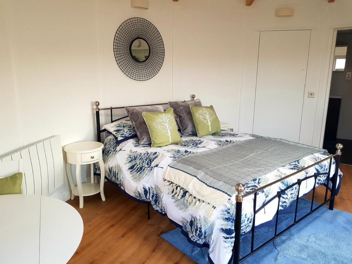 Skye Cabins Skeabost Eksteriør bilde